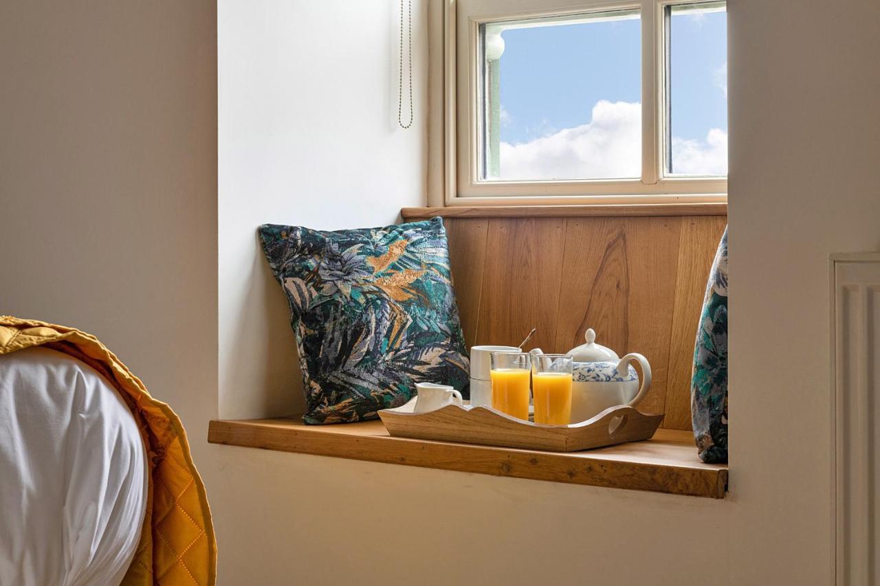 Finest Retreats - Moelis Granary - Luxury Cottage With Hot Tub Llandrillo Екстер'єр фото